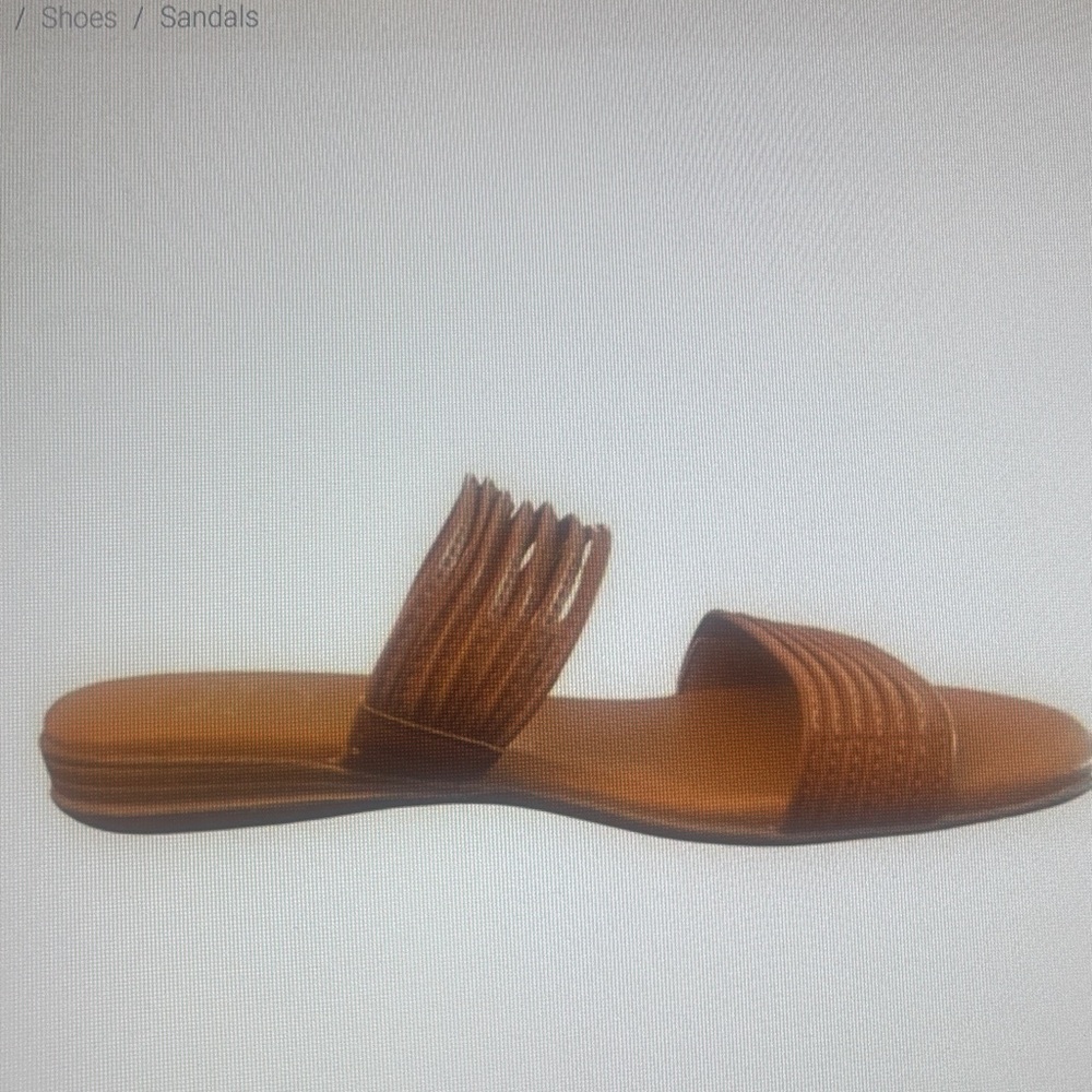 New Andre Assoys Nabila Pecan Slide Sandal.  8.5.  Color Pecan